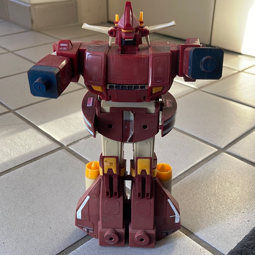 Vintage Rare 1984 Japan  Takara Tomy Transformer model plastic toy